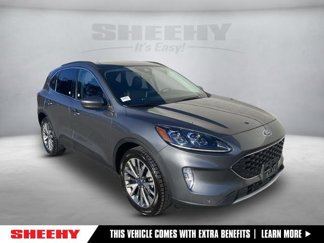 Certified 2022 Ford Escape Titanium image 1