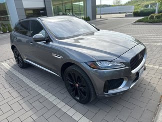 Used 2017 Jaguar F-PACE S image 1
