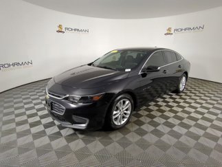 Used 2017 Chevrolet Malibu LT image 1
