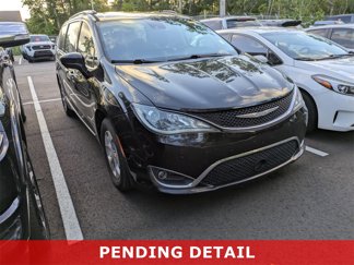 Used 2017 Chrysler Pacifica Touring-L Plus image 1