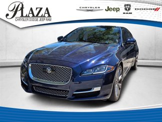 Used 2016 Jaguar XJ L Supercharged image 1
