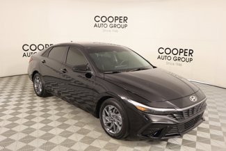 Used 2024 Hyundai Elantra SEL image 1