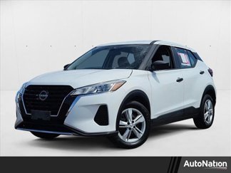 Used 2024 Nissan Kicks S image 1