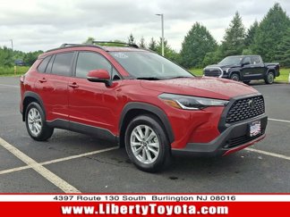 Used 2022 Toyota Corolla Cross LE image 1