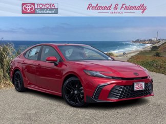 Certified 2025 Toyota Camry SE image 1