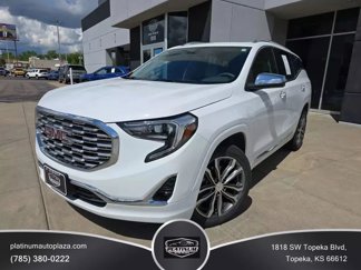 Used 2019 GMC Terrain Denali w/ Comfort Package image 1