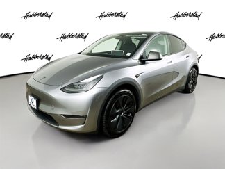 Used 2024 Tesla Model Y Long Range image 1
