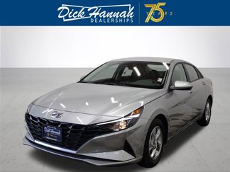 Used 2022 Hyundai Elantra SE w/ Cargo Package image 1