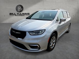 Used 2022 Chrysler Pacifica Limited image 1
