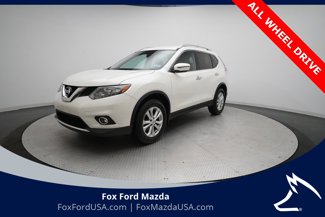 Used 2016 Nissan Rogue SV image 1