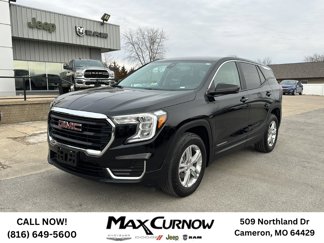 Used 2024 GMC Terrain SLE image 1