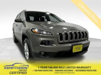 Used 2017 Jeep Cherokee Latitude image 1