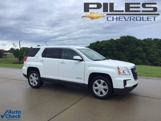 Used 2017 GMC Terrain SLE image 1