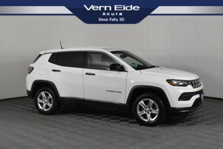 Used 2023 Jeep Compass Sport image 1