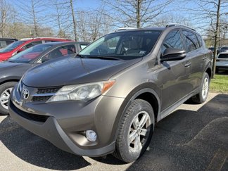 Used 2015 Toyota RAV4 XLE image 1