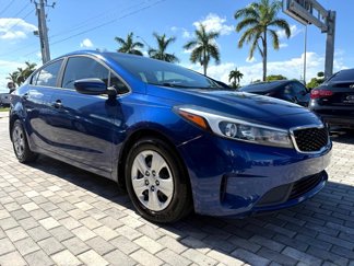 Used 2017 Kia Forte LX image 1