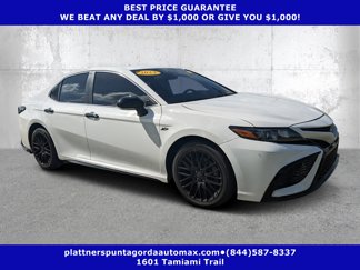 Used 2022 Toyota Camry SE image 1