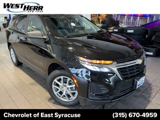 Used 2022 Chevrolet Equinox LS w/ LS Convenience Package image 1