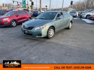 Used 2011 Toyota Camry LE image 1