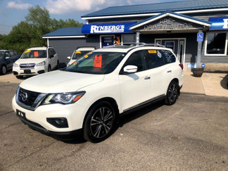 Used 2018 Nissan Pathfinder Platinum image 1