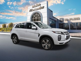 Used 2024 Mitsubishi Outlander Sport SE image 1