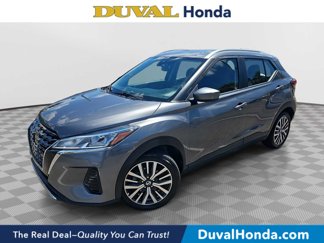 Used 2021 Nissan Kicks SV image 1
