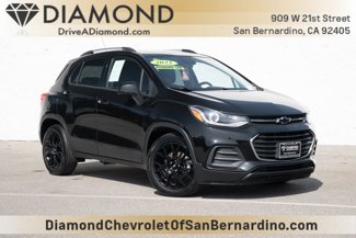 Used 2022 Chevrolet Trax LT w/ Midnight Edition image 1