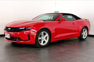 Used 2019 Chevrolet Camaro LT image 1