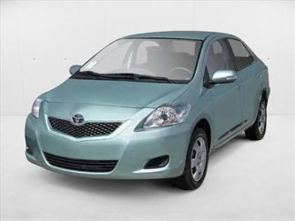 Used 2010 Toyota Yaris Sedan video 1