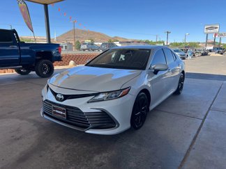 Used 2023 Toyota Camry LE image 1