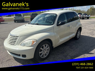 Used 2008 Chrysler PT Cruiser Touring image 1