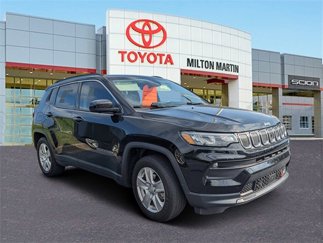 Used 2022 Jeep Compass Latitude w/ Convenience Group image 1