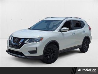 Used 2019 Nissan Rogue SV image 1