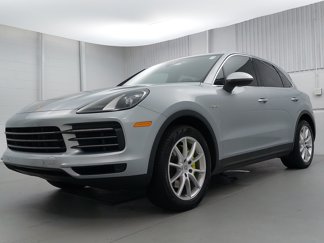 Certified 2022 Porsche Cayenne E-Hybrid image 1