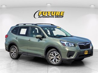 Used 2020 Subaru Forester Premium image 1