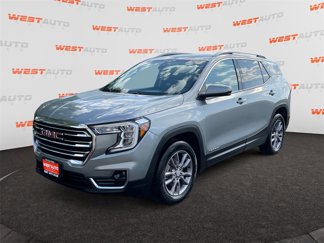 Used 2023 GMC Terrain SLT image 1