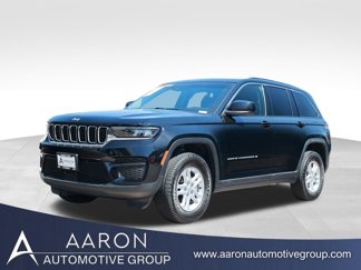 Used 2023 Jeep Grand Cherokee Laredo w/ Luxury Tech Group I image 1
