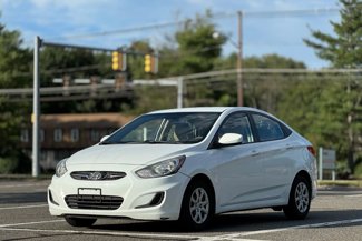 Used 2014 Hyundai Accent GLS image 1