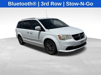 Used 2014 Dodge Grand Caravan SXT image 1