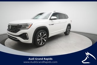 Used 2025 Volkswagen Atlas SEL Premium R-Line image 1