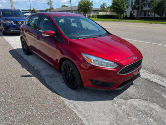 Used 2016 Ford Focus SE image 1