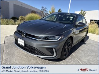 New 2025 Volkswagen Jetta SE image 1