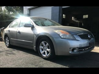 Used 2009 Nissan Altima 2.5 S w/ Convenience Plus Pkg image 1