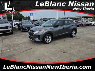 Used 2025 Nissan Kicks Play S image 1