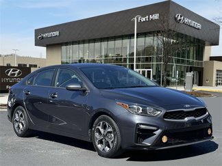 Used 2021 Kia Forte LXS image 1