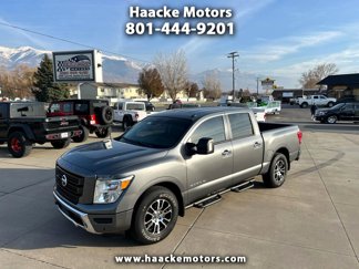 Used 2021 Nissan Titan SV w/ SV Convenience Package image 1