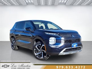 Used 2024 Mitsubishi Outlander SE Black Edition image 1