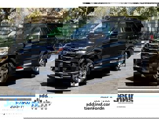 New 2025 Ford Explorer Active w/ Active Comfort Package image 1