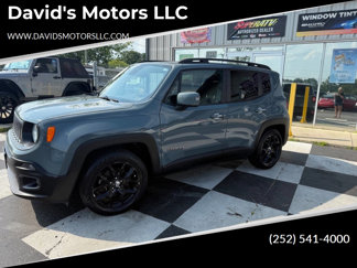 Used 2018 Jeep Renegade Latitude image 1
