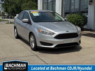 Used 2017 Ford Focus SE image 1